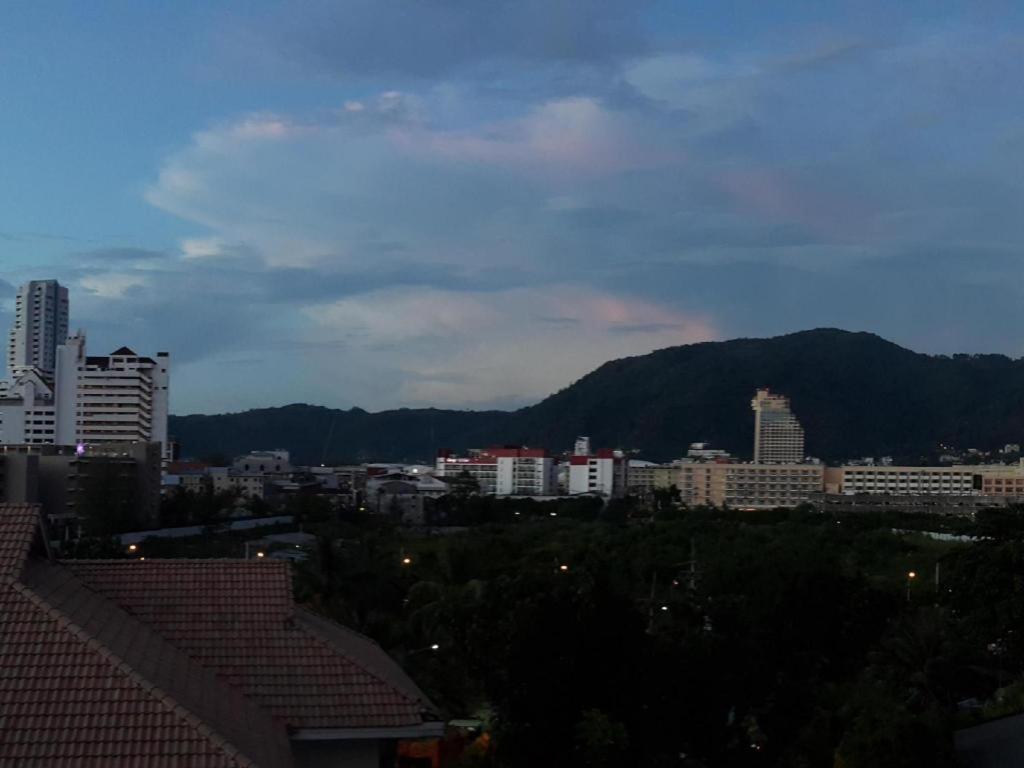 伊尔马尔芭东广场酒店 Patong 外观 照片